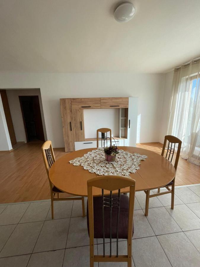 2Br Cosy Apart Satu Mare Eksteriør bilde