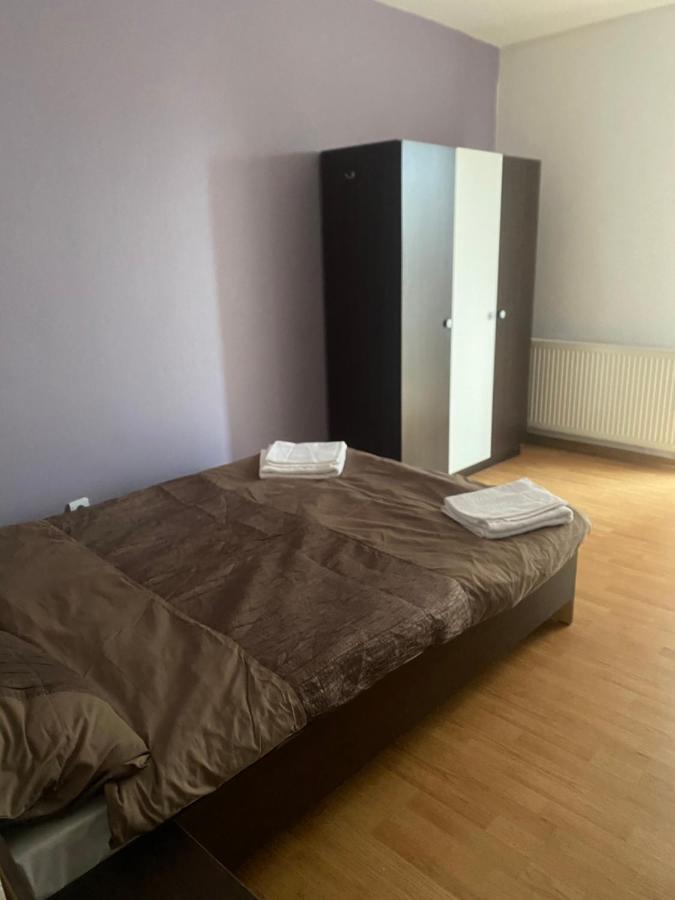 2Br Cosy Apart Satu Mare Eksteriør bilde