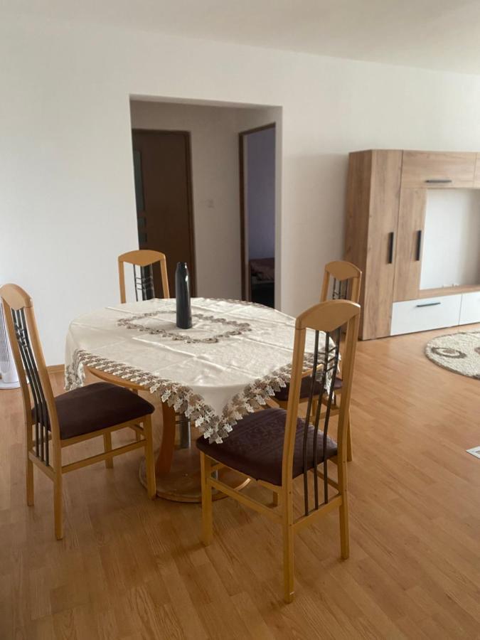 2Br Cosy Apart Satu Mare Eksteriør bilde